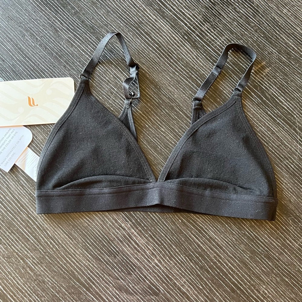 Fabletics bralette NWT